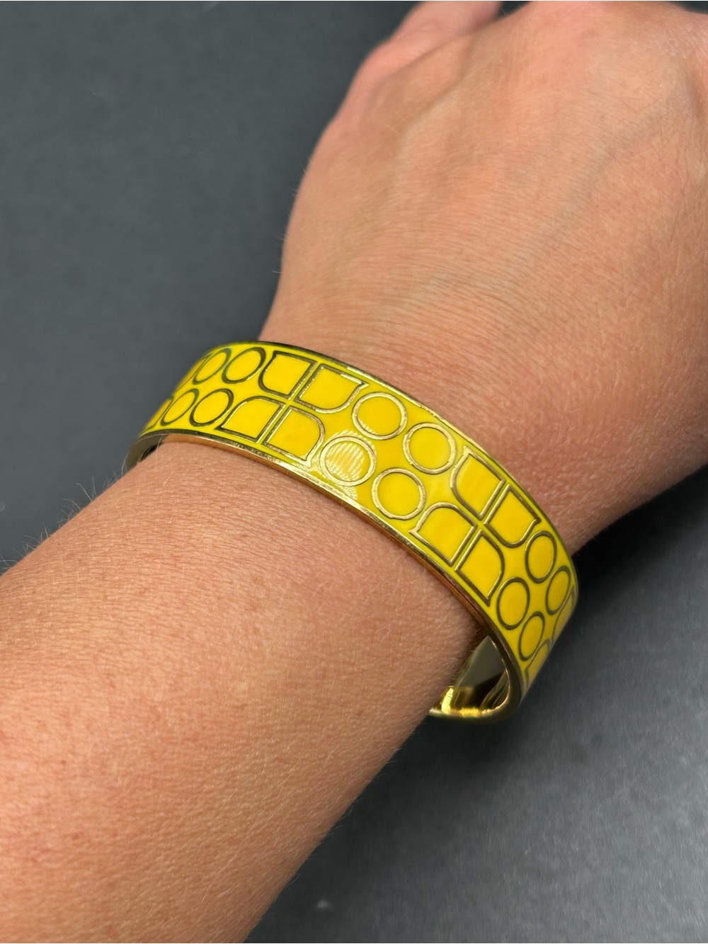 Kate Spade Mod Yellow Enamel Gold Courage Bangle 8”